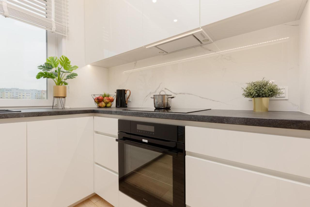 Loft Apartment With Parking In Warsaw By Noclegi Renters Eksteriør bilde